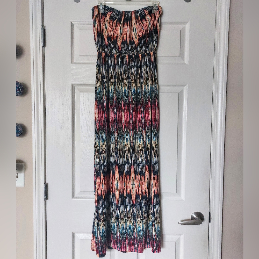 Colorful Nordstrom Trixxi strapless print maxi dress